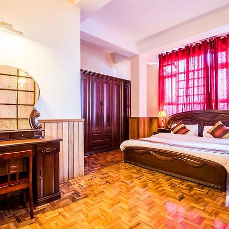 Готель Sidlon Residency Ґанґток Екстер'єр фото