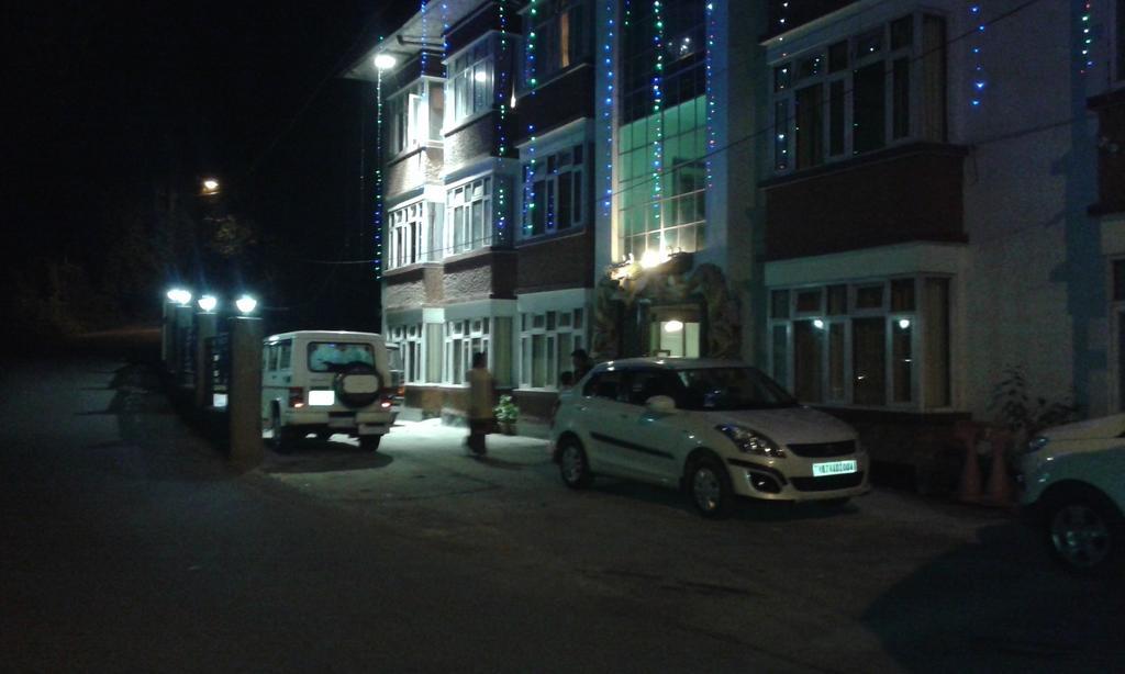 Готель Sidlon Residency Ґанґток Екстер'єр фото